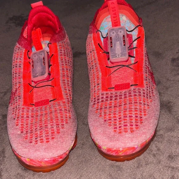 Nike Pink and Red Women's Sneakers - Picture 1 of 10